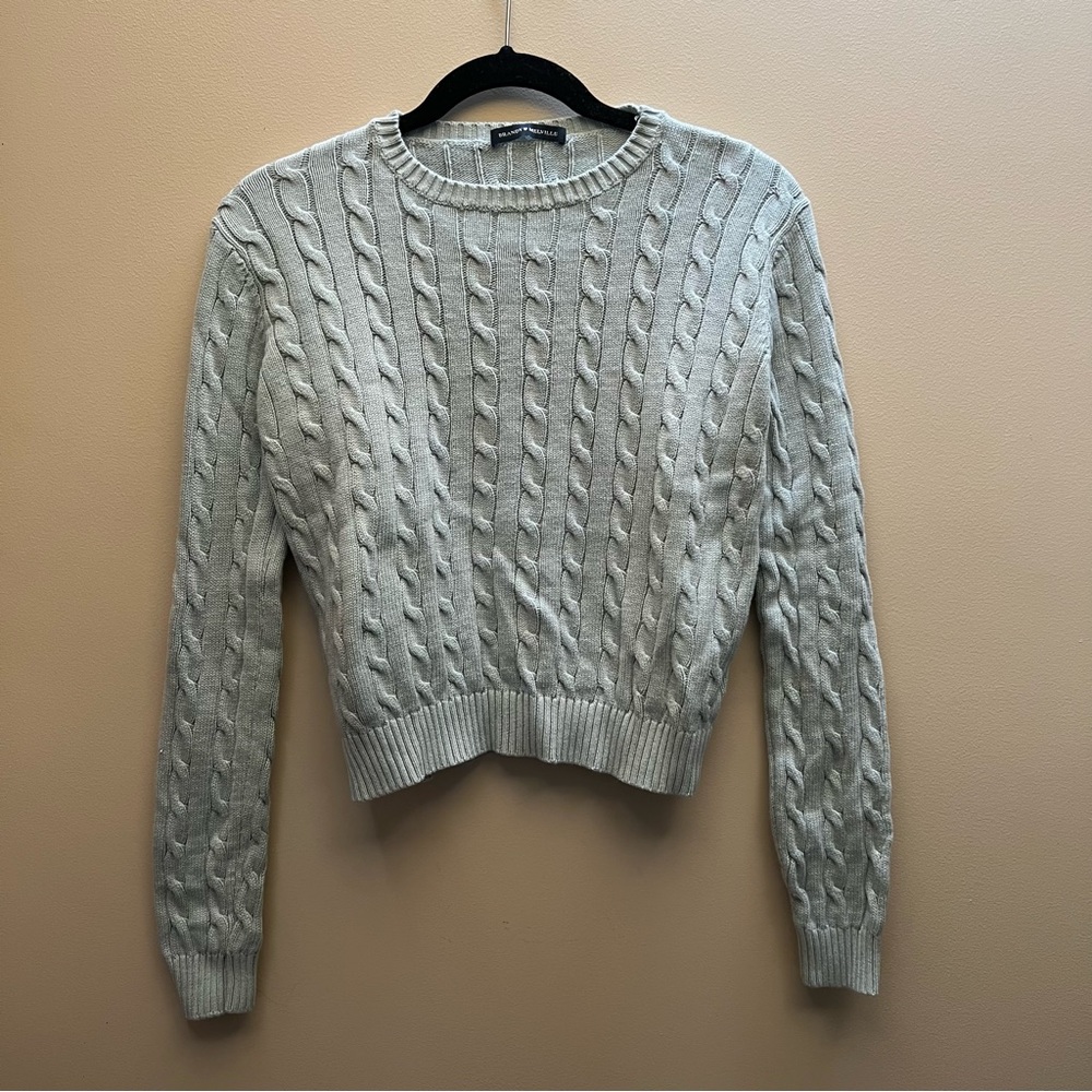 Brandy Melville Cropped Cable Knit Sweater